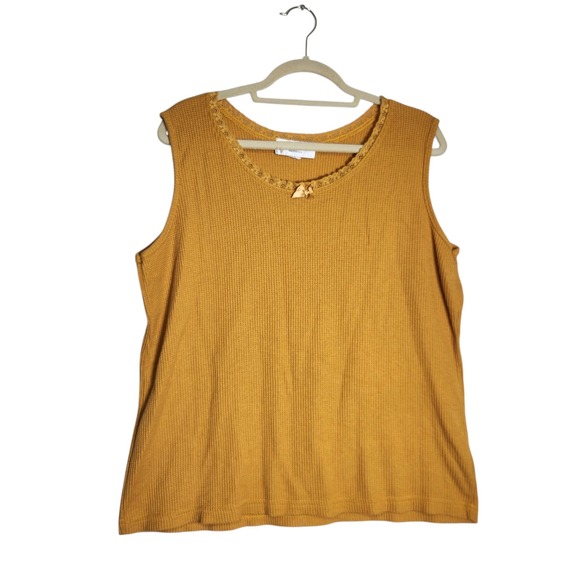 J.E. Sportswear Inc. Tops - J.E. Sportswear Inc Womens 1X Waffle Knit Tank Top Mustard Yellow Lace Trim USA